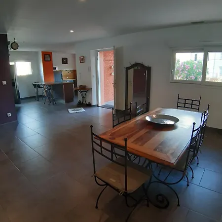 Blue Maldives Nocleg ze śniadaniem *